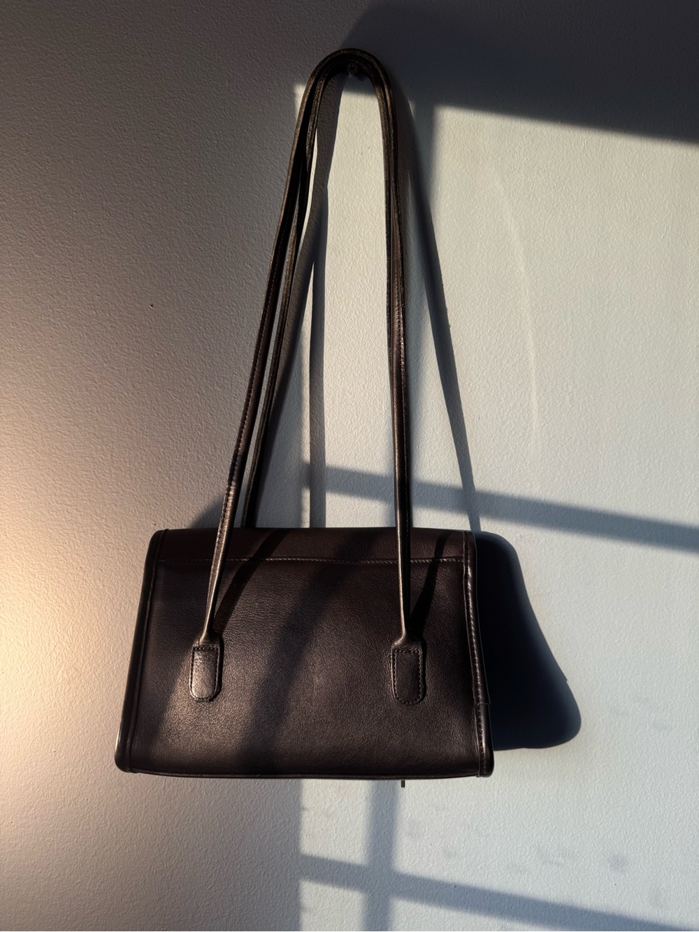 Vintage Coach Laurie in Black - Picture 3 of 6